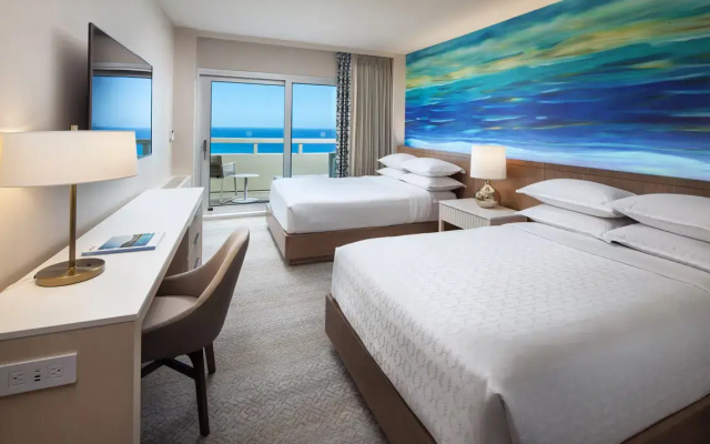 High Floors 10-19 Quadruple room oceanfront
