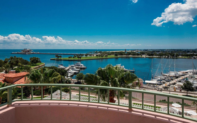 Standard Double room with bay view