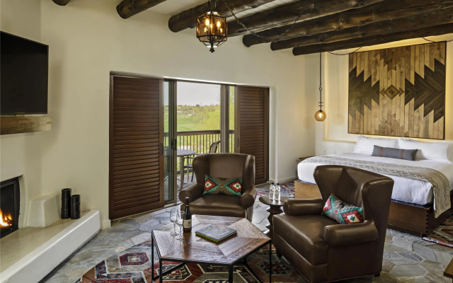 2 Bedrooms Double Suite