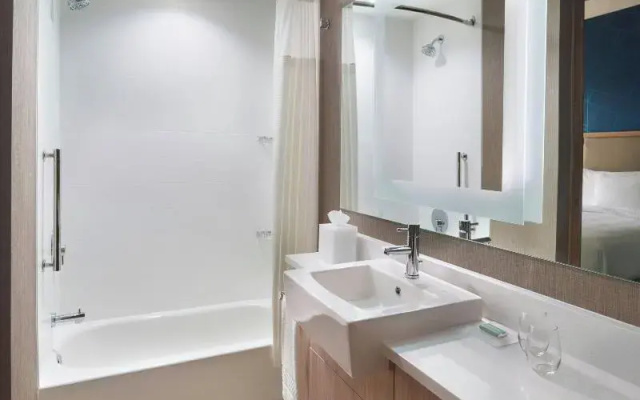 Quadruple Suite