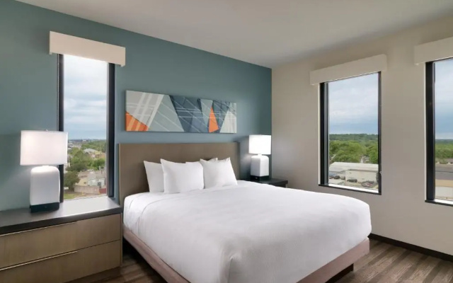 1 Bedroom Double Suite