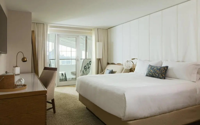 Standard room with balcony