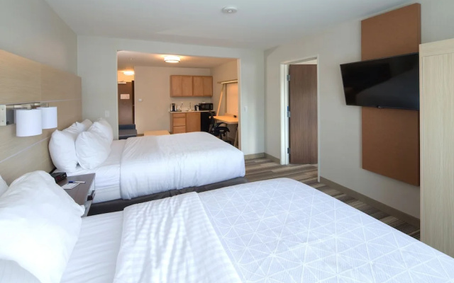 1 Bedroom Suite