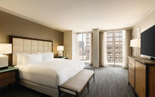 Deluxe Double room with city view