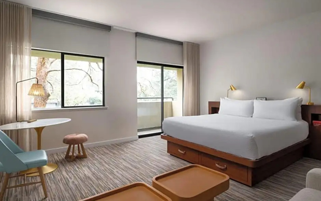 Premium Double room with balcony and with pool view