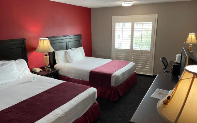 Standard Quadruple room