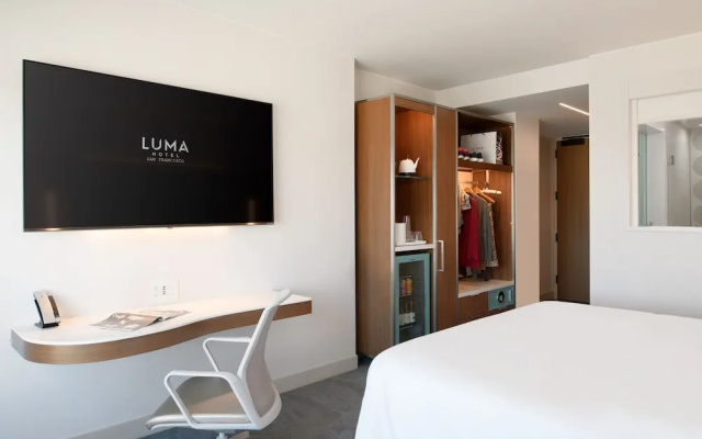 Deluxe Mobility Accessible Double room
