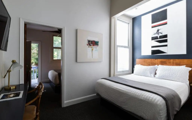 Premium room