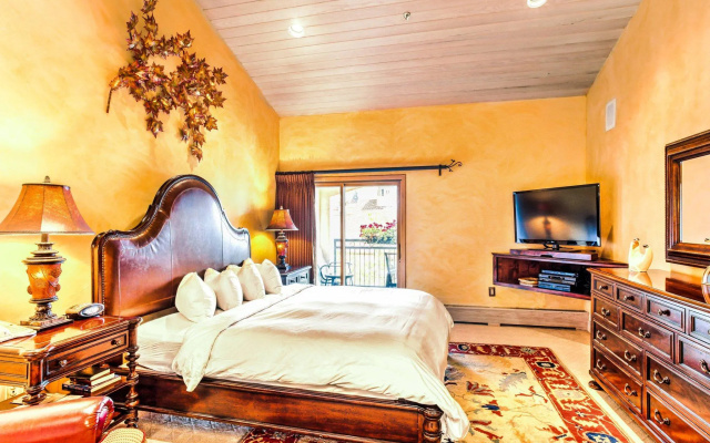 4 Bedrooms Penthouse Suite with mountain view