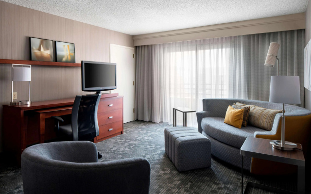 1 Bedroom Double Suite with balcony
