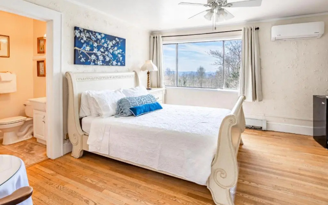 Standard room with garden view