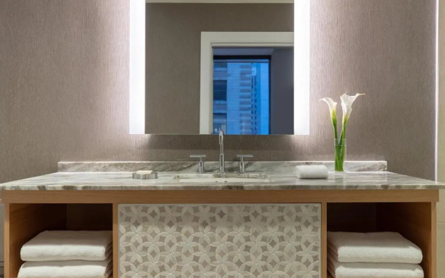 1 Bedroom Double Suite with river view
