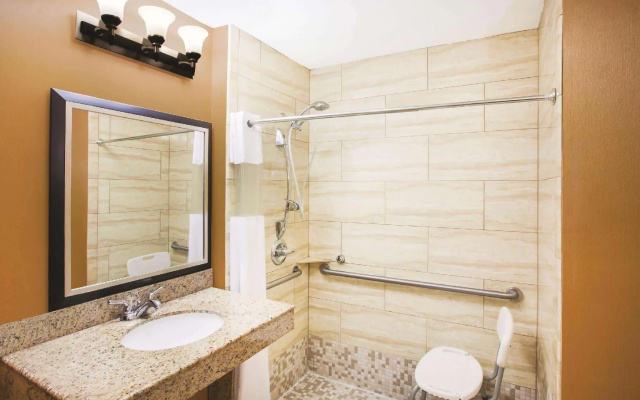 Standard room with park view