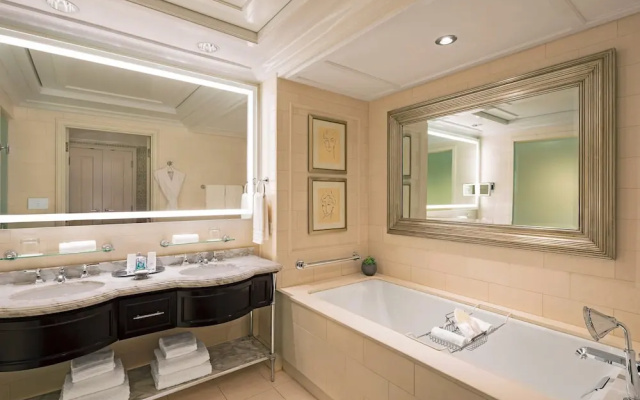 Double Suite with pool view