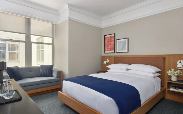 Platinum room