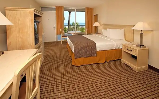 Suite oceanfront