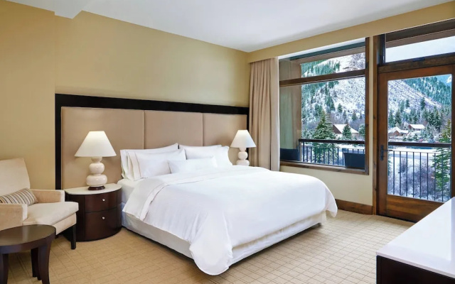 1 Bedroom Suite with mountain view