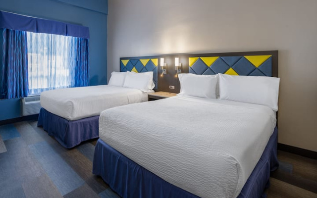 Deluxe Quadruple room