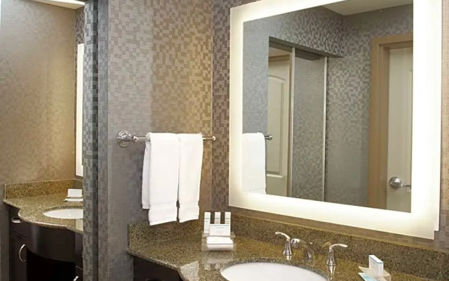 2 Bedrooms Double Suite