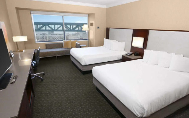 Deluxe Quadruple room