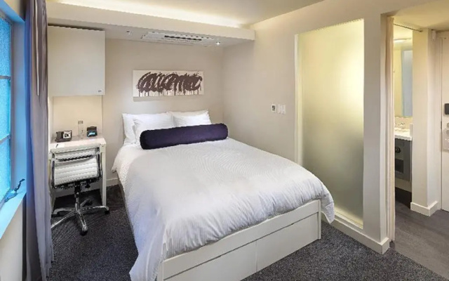 Comfort room