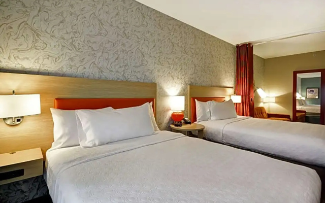 Premium Hearing Accessible Quadruple Studio Suite with balcony