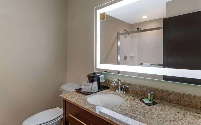Double Suite
