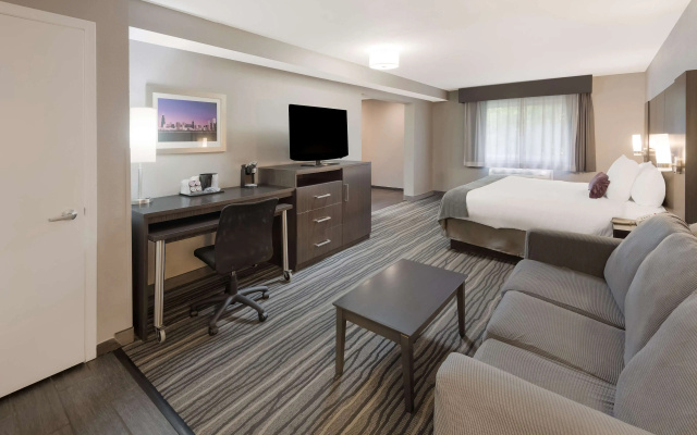 Double Suite