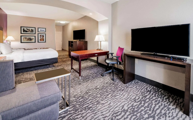 Deluxe Double Suite