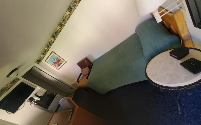 Economy Twin room