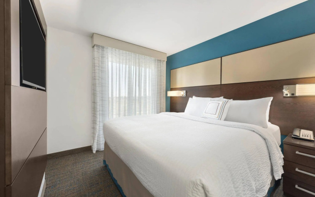 2 Bedrooms Suite