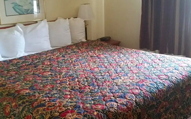 Sextuple Suite