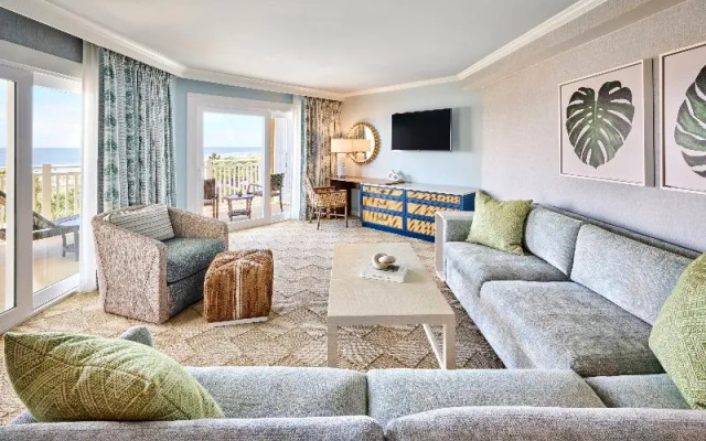 Double Suite with balcony and oceanfront