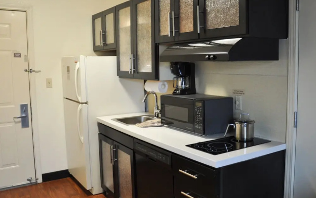 1 Bedroom Suite