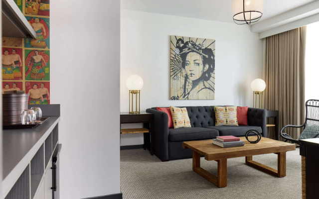 Double Suite