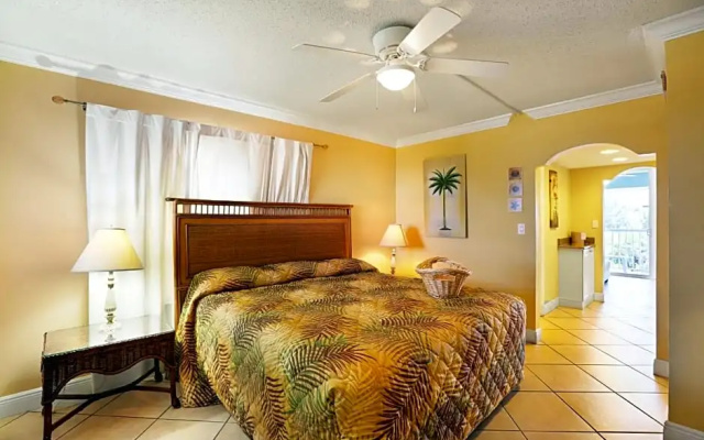 Double Studio with pool view