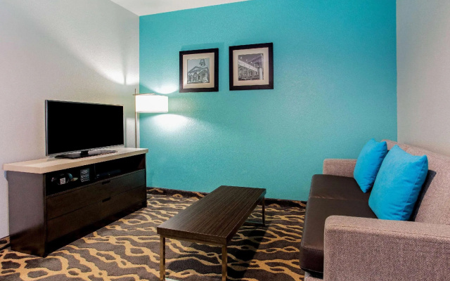 Double Suite