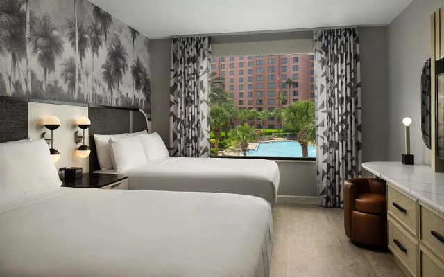 Caribe Twin Suite with pool view