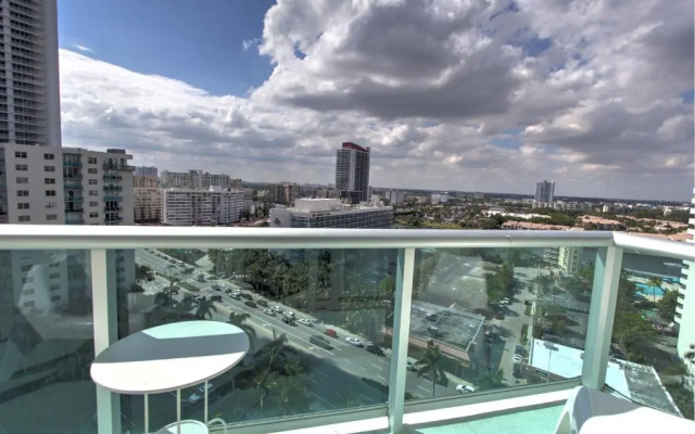 1 Bedroom Premier Apartment with city view