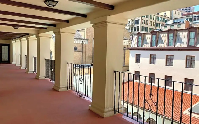 Classic Quadruple room