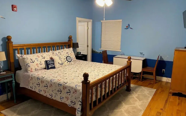 Deluxe Suite