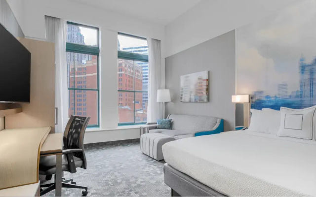 Standard Double room with city view