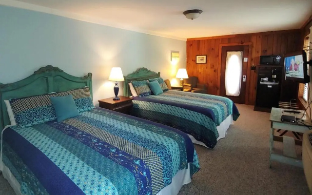 Standard Quadruple room with balcony