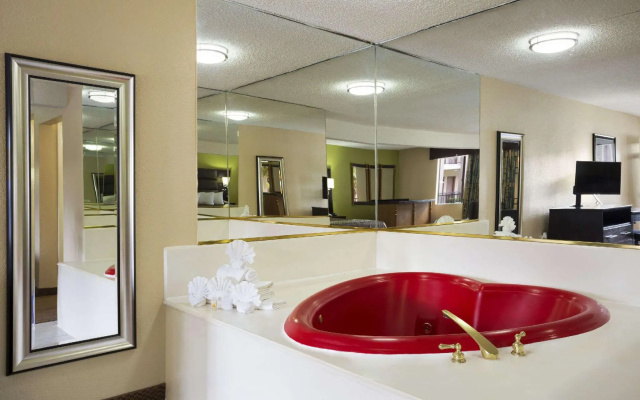 Deluxe Double Suite
