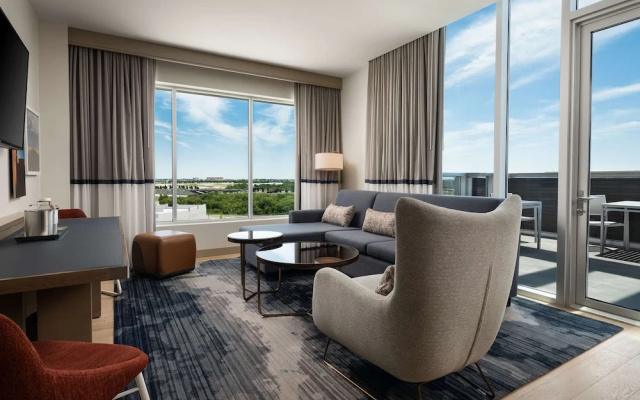 1 Bedroom Suite with balcony