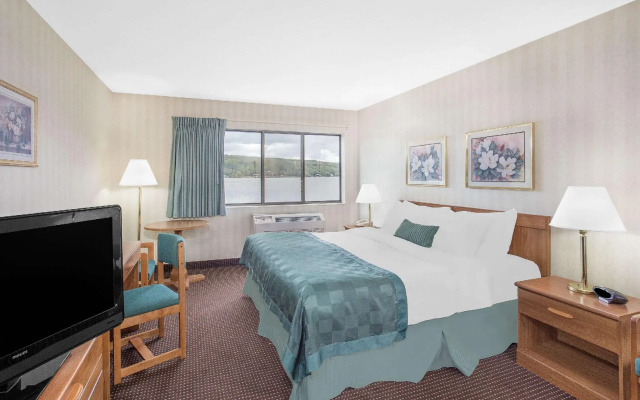 Standard Double room with view