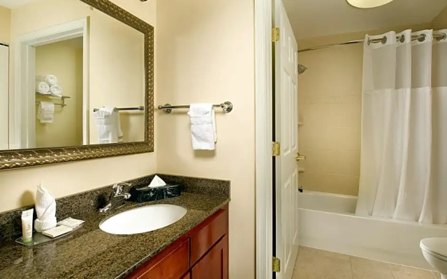 2 Bedrooms Quadruple Suite