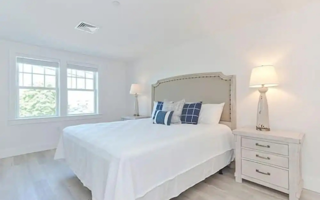 Premier room