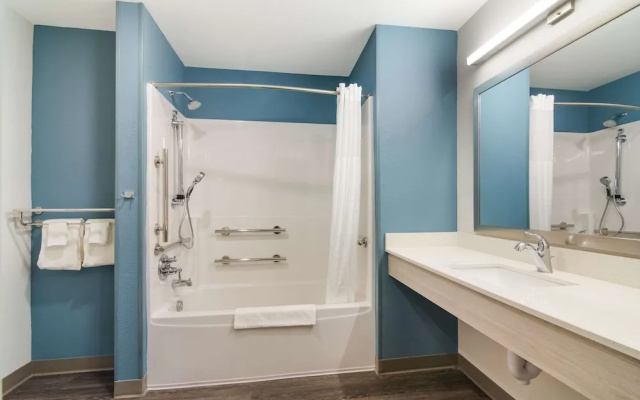 Quadruple Suite