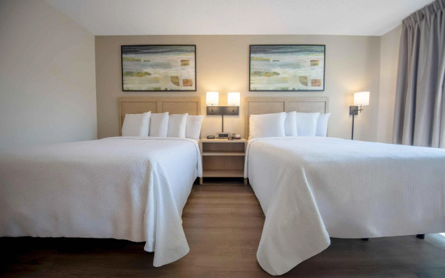Quadruple Suite